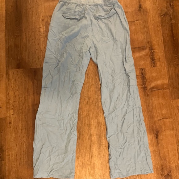 Linen Cargo Pants - Picture 2 of 4